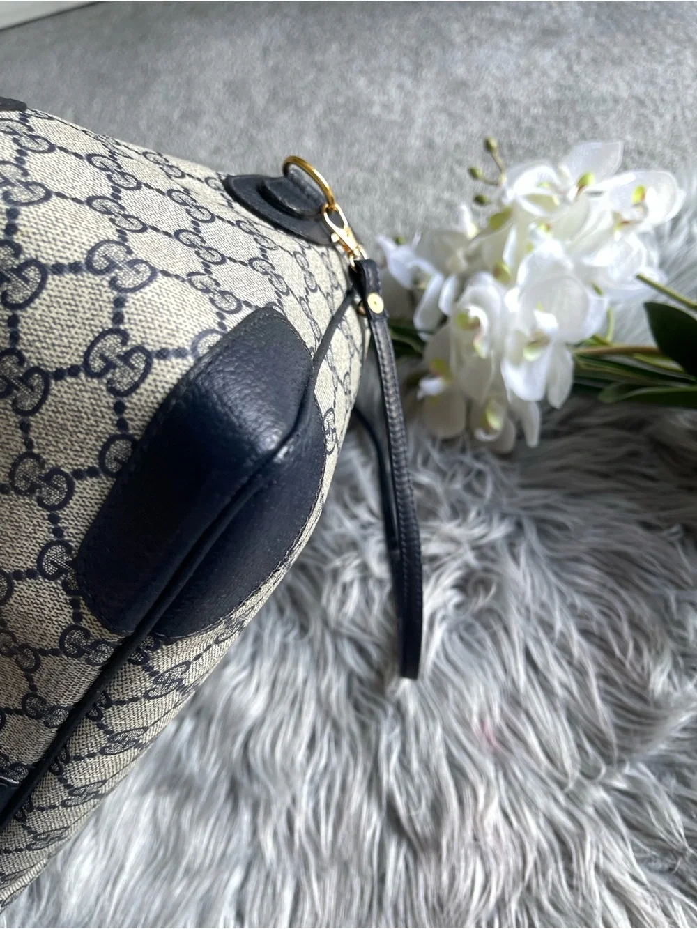 Gucci Black & Beige GG Supreme Canvas Top-Handle Satchel
